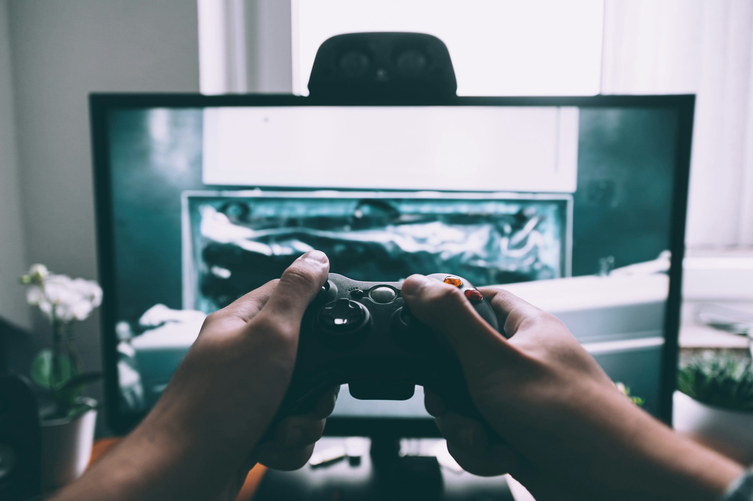 The patron saint of the digital age: game role and equipment insurance